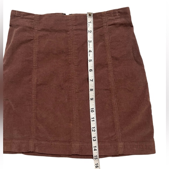 Free People Women’s Back Zip Corduroy Mini Skirt - Size 2 - Picture 4 of 10